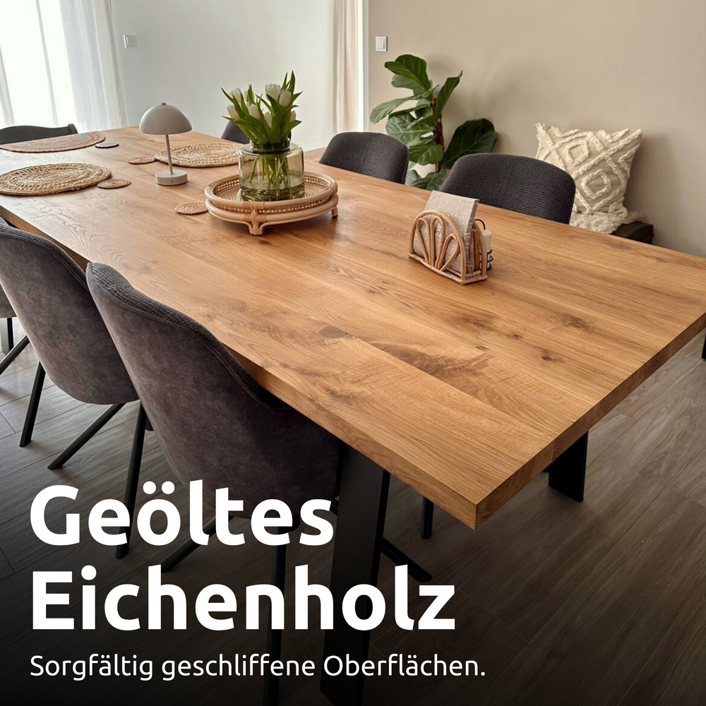 Kleiner Massivholztisch ohne Baumkante 140cm  x 80cm X-Struktur Gestell